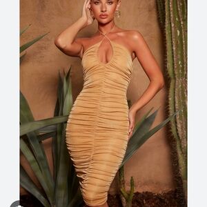 OH POLLY Ruched Keyhole Midi Dress